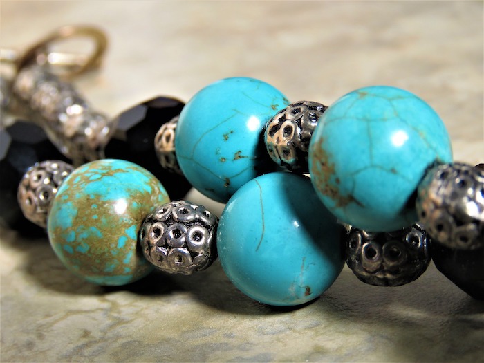 Turquoise Meaning (Symbolism, Healing Properties & Benefits Of This Stone)
